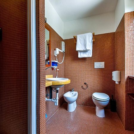 E-Room 42 โรม ภายนอก รูปภาพ